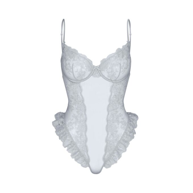 Bestickte Dessous, ungefüttert, Schrittlos, Teddy Bestickte Dessous, ungefüttert, Schrittlos, Teddy