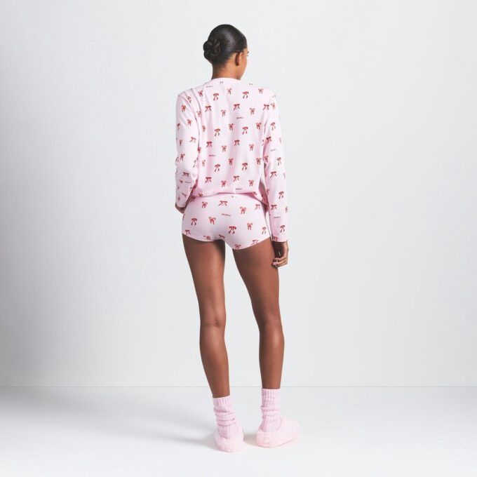 Boyfriend-Langarmshirt und kurze Boxershorts