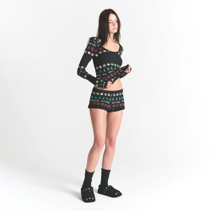 CACTUS PLANT FLAKETMEISTER X SKIMS SKIMS SLEEP CUOP NECK SET CACTUS PLANT FLAKETMEISTER X SKIMS SKIMS SLEEP CUOP NECK SET