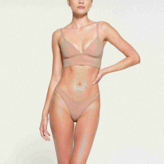 Dreieckiges Longline-Bralette, passend für jede Figur