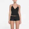 Dreieckiges Spitzen-Cami für alle Größen Dreieckiges Spitzen-Cami für alle Größen