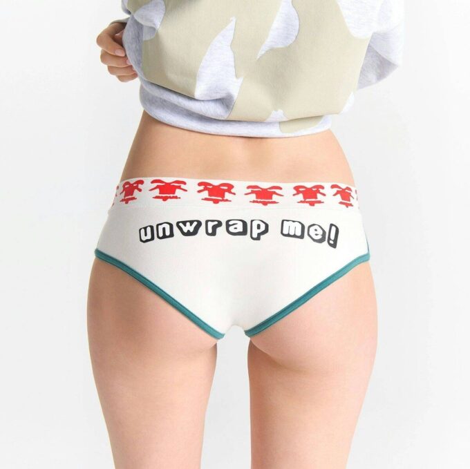 Flohmarkt-Kollektion mit Kaktusmotiven und Skims Baumwolljersey Micro Boy Shorts (3er-Pack) Flohmarkt-Kollektion mit Kaktusmotiven und Skims Baumwolljersey Micro Boy Shorts (3er-Pack)