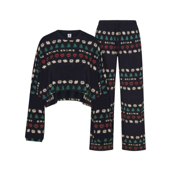 Flohmarkt mit Kaktusmotiven x Skims Schlafanzug-Set (langärmlig und mit kurzen Ärmeln) Flohmarkt mit Kaktusmotiven x Skims Schlafanzug-Set (langärmlig und mit kurzen Ärmeln)