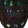Flohmarkt mit Kaktuspflanzen und Skims Sherpa-Hausschuhen Flohmarkt mit Kaktuspflanzen und Skims Sherpa-Hausschuhen