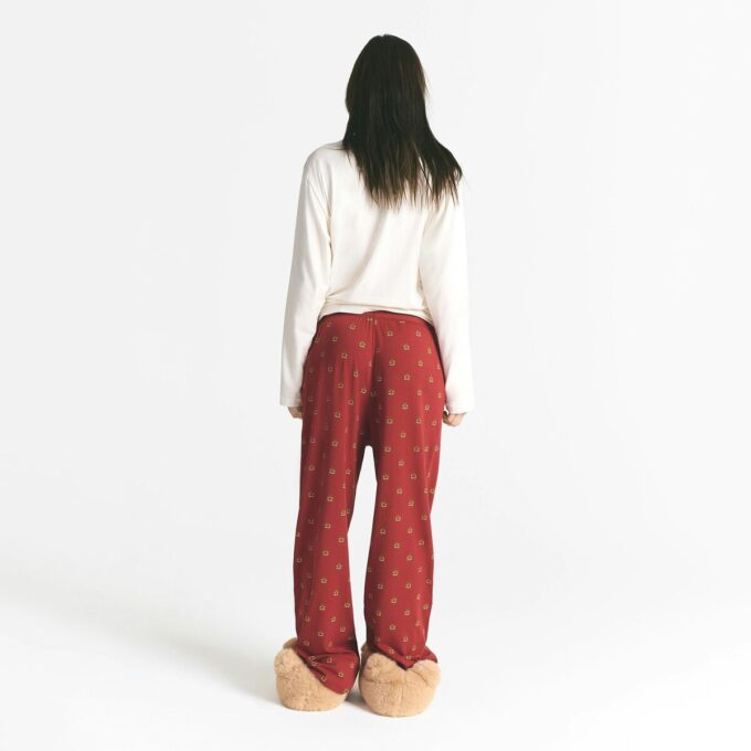 Flohmarktset mit Kaktusmotiv und Skims Boyfriend-Langarmshirt