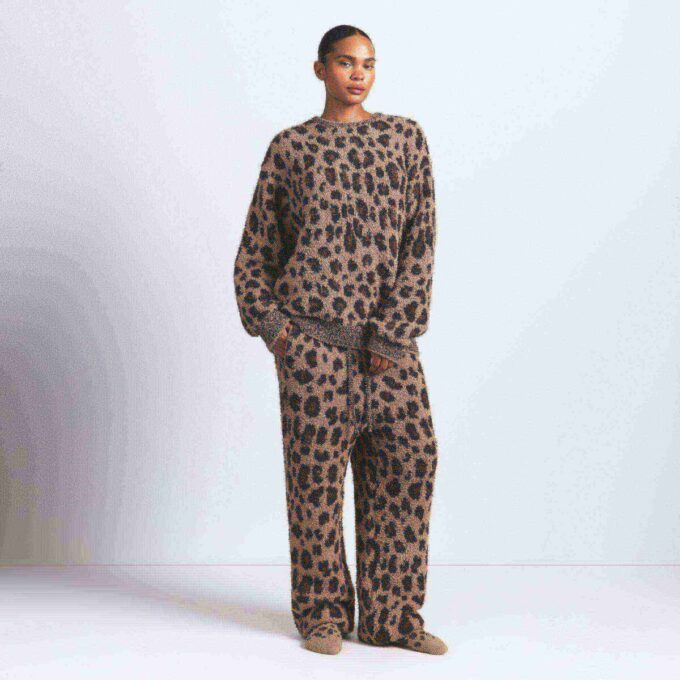 Gemütlicher Oversize-Pullover mit Rundhalsausschnitt Gemütlicher Oversize-Pullover mit Rundhalsausschnitt