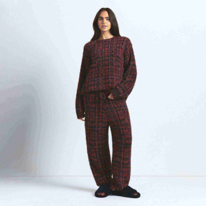 Gemütlicher Oversize-Pullover mit Rundhalsausschnitt Gemütlicher Oversize-Pullover mit Rundhalsausschnitt