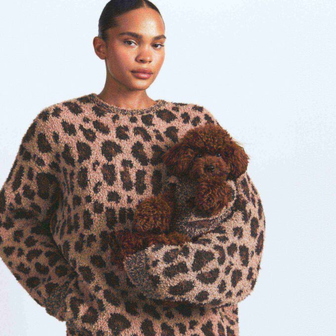 Gemütlicher Oversize-Pullover mit Rundhalsausschnitt Gemütlicher Oversize-Pullover mit Rundhalsausschnitt