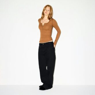 Henley-Hose mit Rundhalsausschnitt und Baumwollrippen