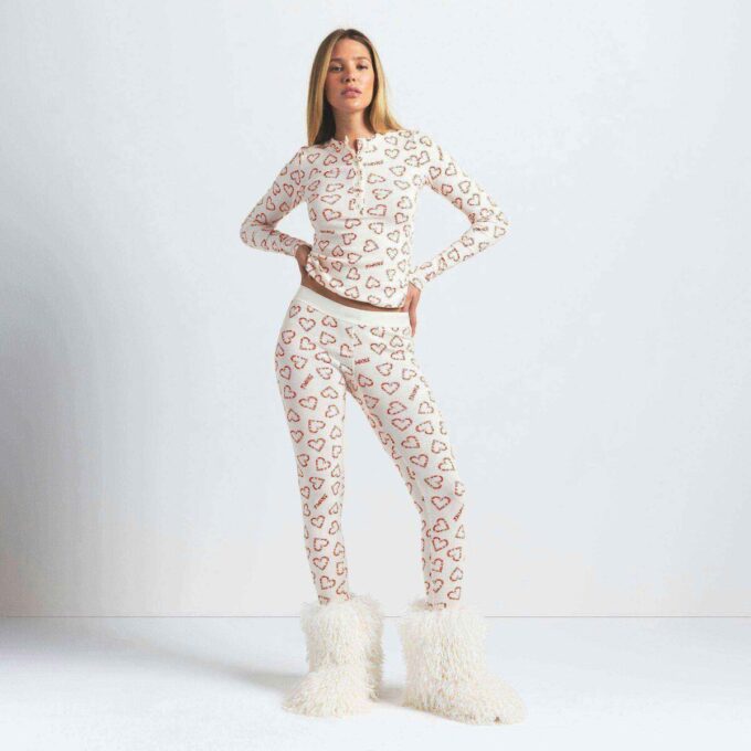 Henley- und Leggings-Set aus Baumwollrippen Henley- und Leggings-Set aus Baumwollrippen