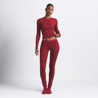 Henley- und Leggings-Set aus Baumwollrippen
