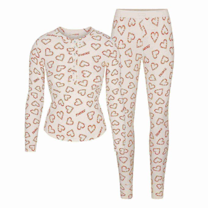 Henley- und Leggings-Set aus Baumwollrippen Henley- und Leggings-Set aus Baumwollrippen