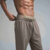 Herren-Jogginghose aus Outdoor-Jersey mit schmal zulaufendem Bein Herren-Jogginghose aus Outdoor-Jersey mit schmal zulaufendem Bein