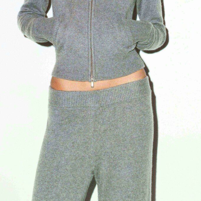 Kaschmirhose mit weitem Bein Kaschmirhose mit weitem Bein