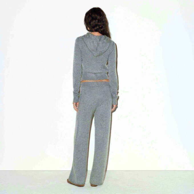 Kaschmirhose mit weitem Bein Kaschmirhose mit weitem Bein