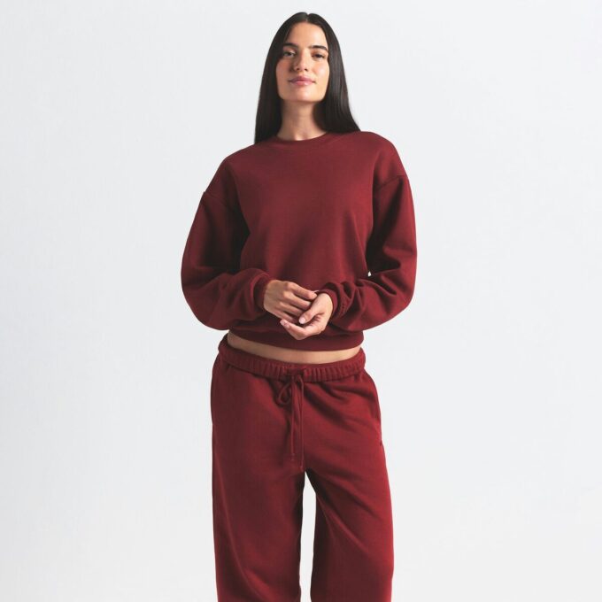 Klassische Hose mit geradem Bein aus Baumwollfleece Klassische Hose mit geradem Bein aus Baumwollfleece