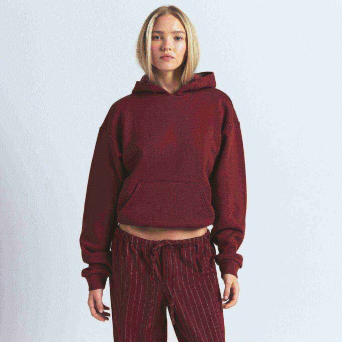 Klassischer Hoodie aus Baumwollfleece Klassischer Hoodie aus Baumwollfleece