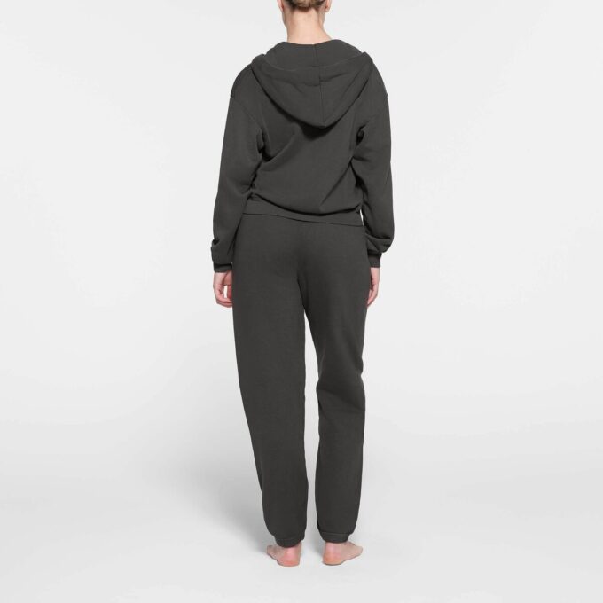 Klassischer Kapuzenpullover aus französischem Frottee mit Reißverschluss Klassischer Kapuzenpullover aus französischem Frottee mit Reißverschluss