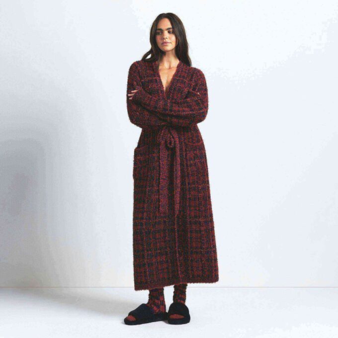 Kuscheliger Strickbademantel für Damen und Herren Kuscheliger Strickbademantel für Damen und Herren