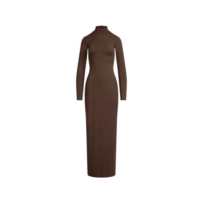 LANGES KLEID MIT ROLLKragen UND GLATTEM LAUFSCHNITT LANGES KLEID MIT ROLLKragen UND GLATTEM LAUFSCHNITT