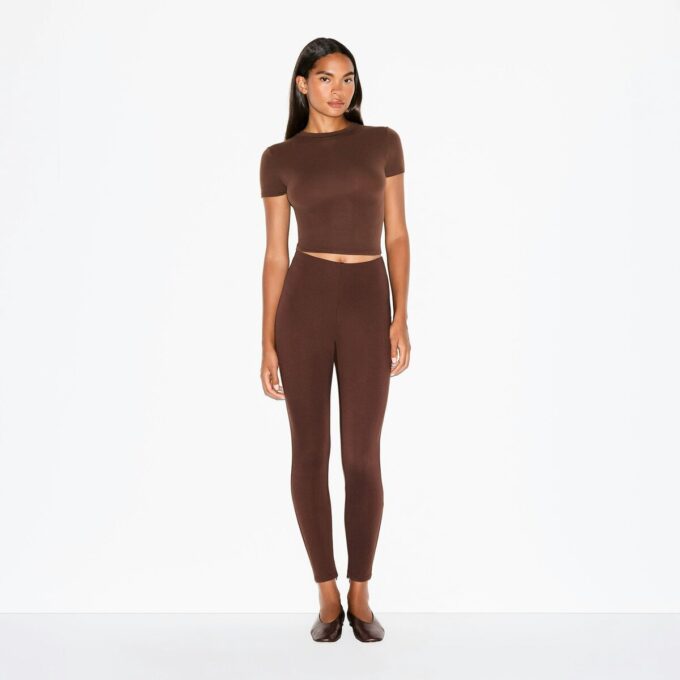 LEGGINGS MIT HOCHGESCHNITTENEM WANGEN AUS DER ESSENTIAL COLLECTION LEGGINGS MIT HOCHGESCHNITTENEM WANGEN AUS DER ESSENTIAL COLLECTION