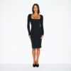 MIDI-KLEID MIT GLATTEN LAGE UND eckigem Ausschnitt MIDI-KLEID MIT GLATTEN LAGE UND eckigem Ausschnitt