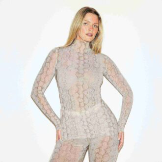 Milchig-transparente Tunika
