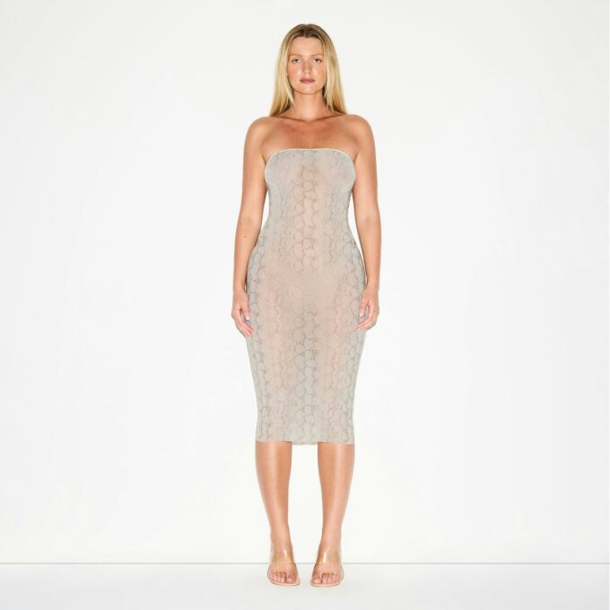 Milchig-transparentes Midi-Schlauchkleid Milchig-transparentes Midi-Schlauchkleid