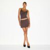 MINI-SKORT MIT GLATTEN LÄNGEN