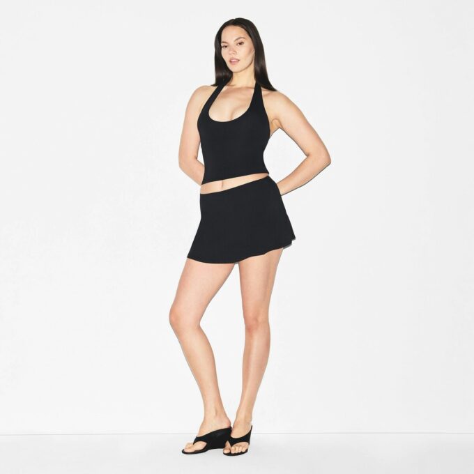MINI-SKORT MIT GLATTEN LÄNGEN