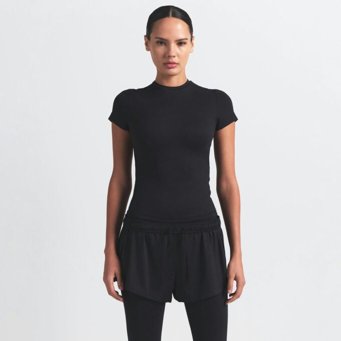 NikeSKIMS AIRY MINISHORT NikeSKIMS AIRY MINISHORT