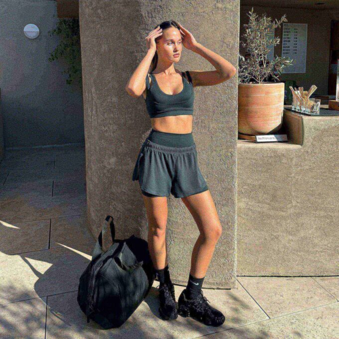 NikeSKIMS AIRY MINISHORT NikeSKIMS AIRY MINISHORT