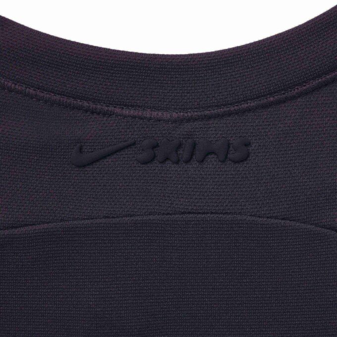 NikeSKIMS AIRY MUSCLE T-SHIRT