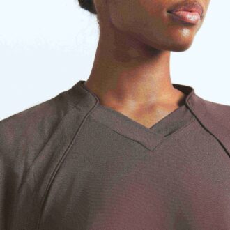NikeSKIMS AIRY V-NECK OVERSIZED LANGARM-TOP