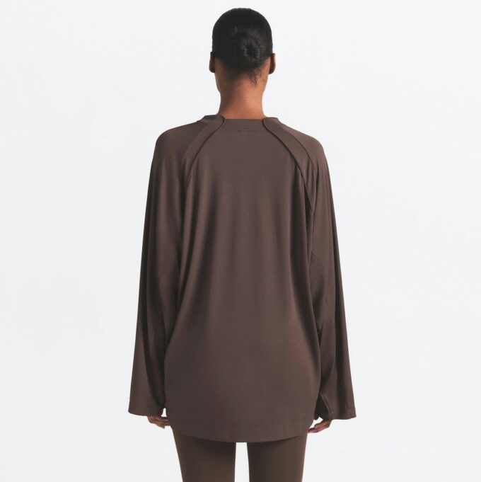NikeSKIMS AIRY V-NECK OVERSIZED LANGARM-TOP