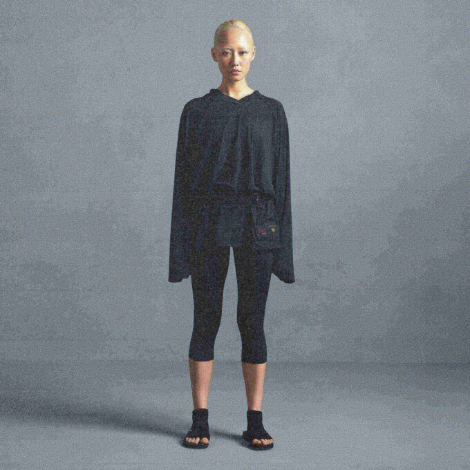 NikeSKIMS AIRY V-NECK OVERSIZED LANGARM-TOP