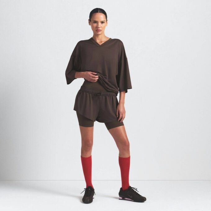 NikeSKIMS AIRY V-NECK OVERSIZED TOP