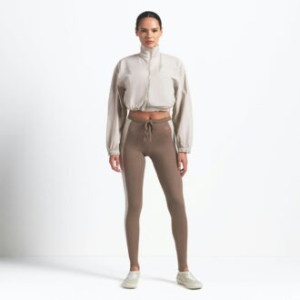 NikeSKIMS GEWEBTE NYLON-CROP-JACKE