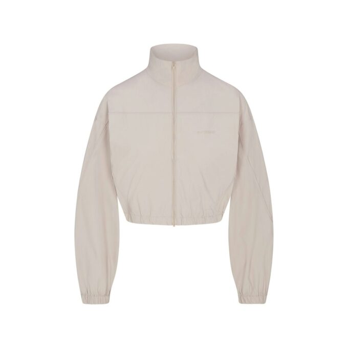 NikeSKIMS GEWEBTE NYLON-CROP-JACKE NikeSKIMS GEWEBTE NYLON-CROP-JACKE