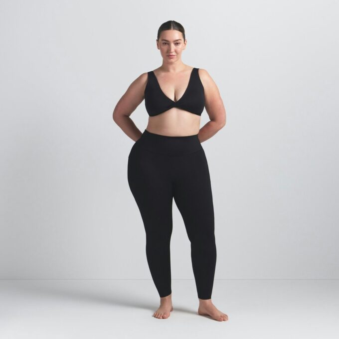 NikeSKIMS MATTE 26″ LEGGING NikeSKIMS MATTE 26″ LEGGING
