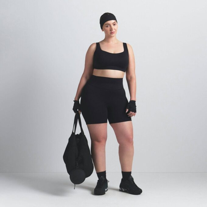 NikeSKIMS MATTE 5″ BIKERSHORT