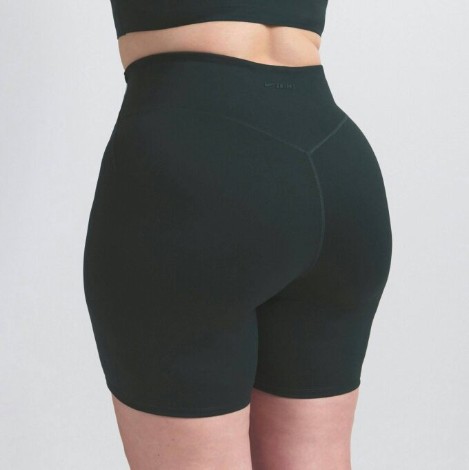 NikeSKIMS MATTE 5″ BIKERSHORT NikeSKIMS MATTE 5″ BIKERSHORT