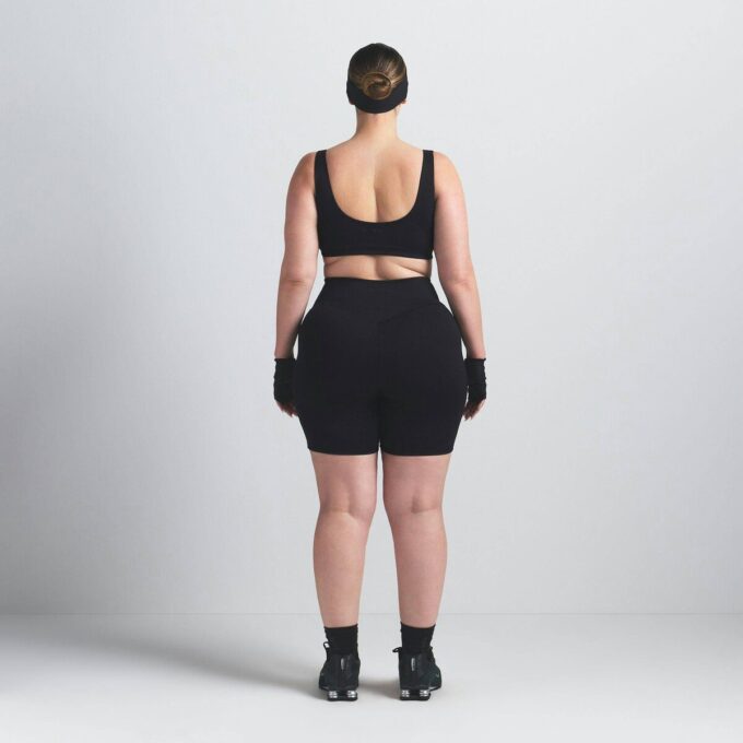 NikeSKIMS MATTE 5″ BIKERSHORT