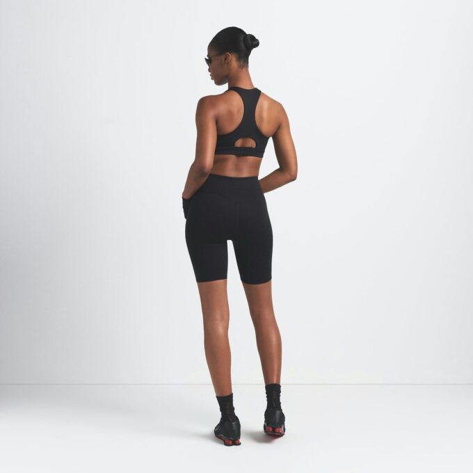 NikeSKIMS MATTE 7″ BIKERSHORT NikeSKIMS MATTE 7″ BIKERSHORT