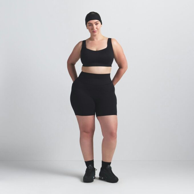 NikeSKIMS MATTE CUOP NECK BH