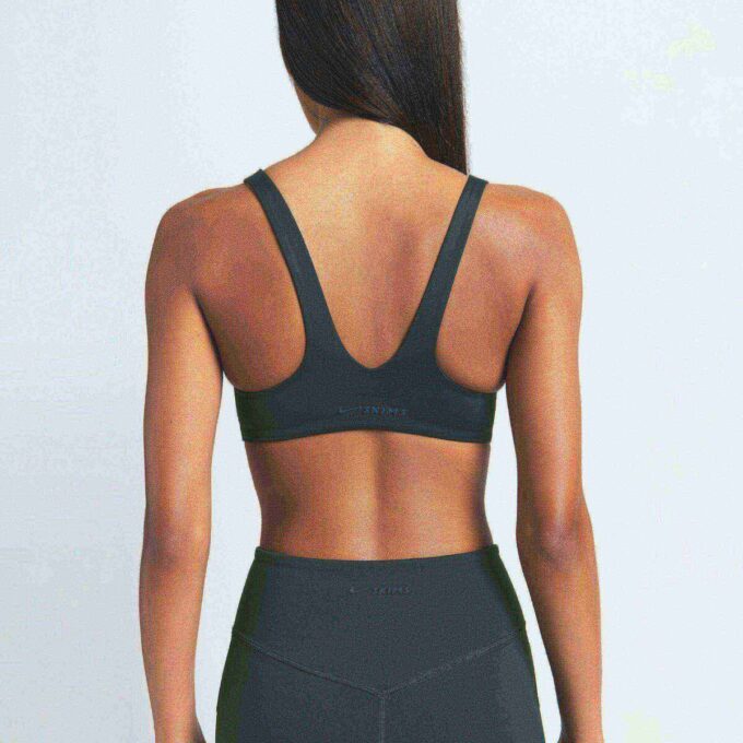 NikeSKIMS MATTE SHAPING SCOOP BH NikeSKIMS MATTE SHAPING SCOOP BH
