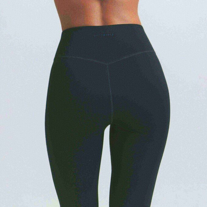 NikeSKIMS MATTE SLIM FLARE LEGGING NikeSKIMS MATTE SLIM FLARE LEGGING