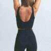 NikeSKIMS MATTES V-NECK-BH-TOP