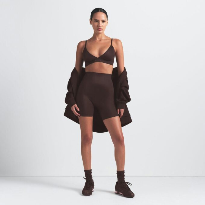 NikeSKIMS SHINE TRIANGLE BH NikeSKIMS SHINE TRIANGLE BH