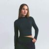 NikeSKIMS VINTAGE NAHTLOSES MOCK NECK CROP TOP NikeSKIMS VINTAGE NAHTLOSES MOCK NECK CROP TOP